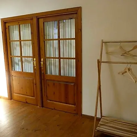 Les Magranes Bed & Breakfast 3*